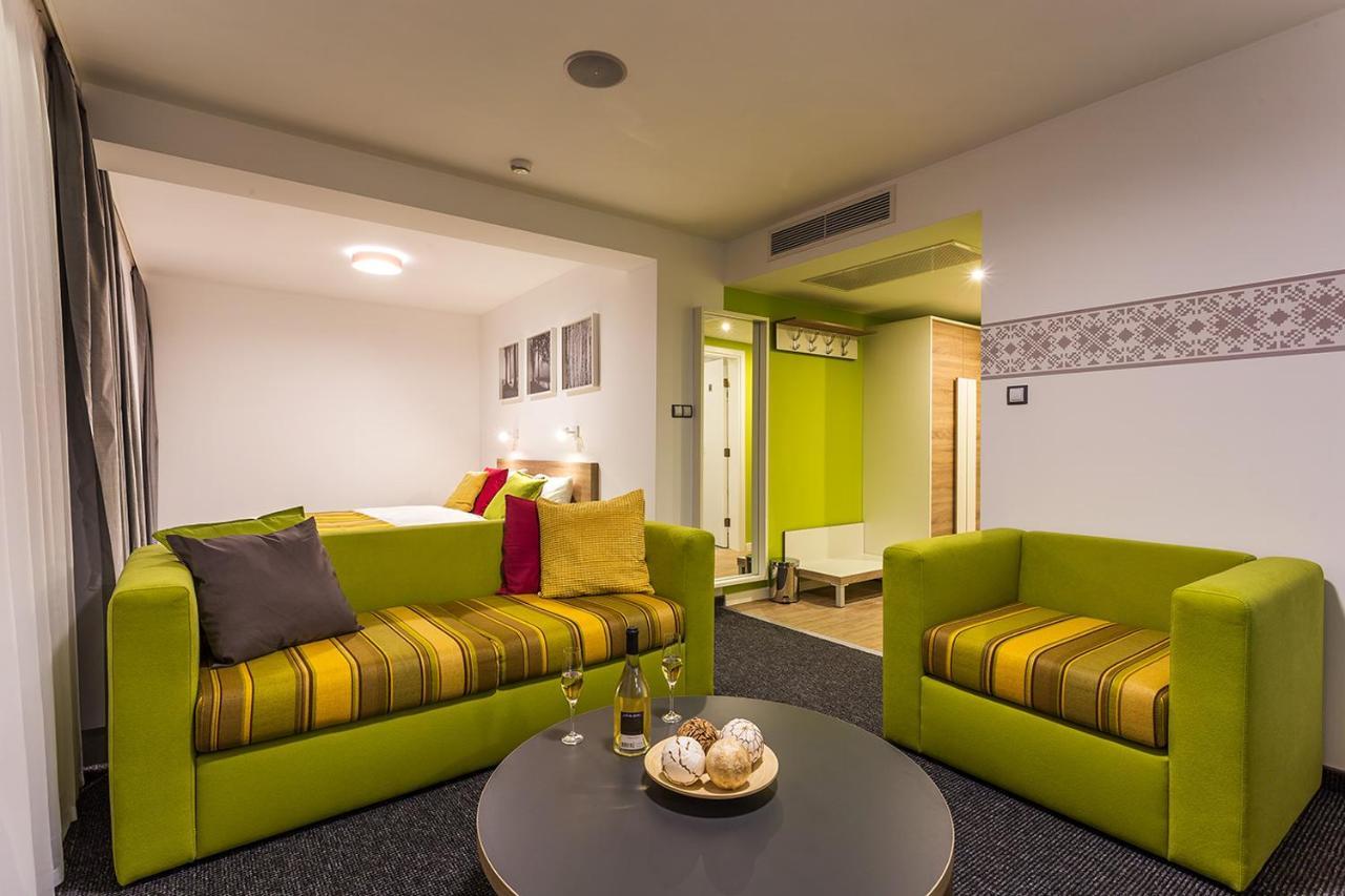 Hotel Compliment Tryavna Exterior foto
