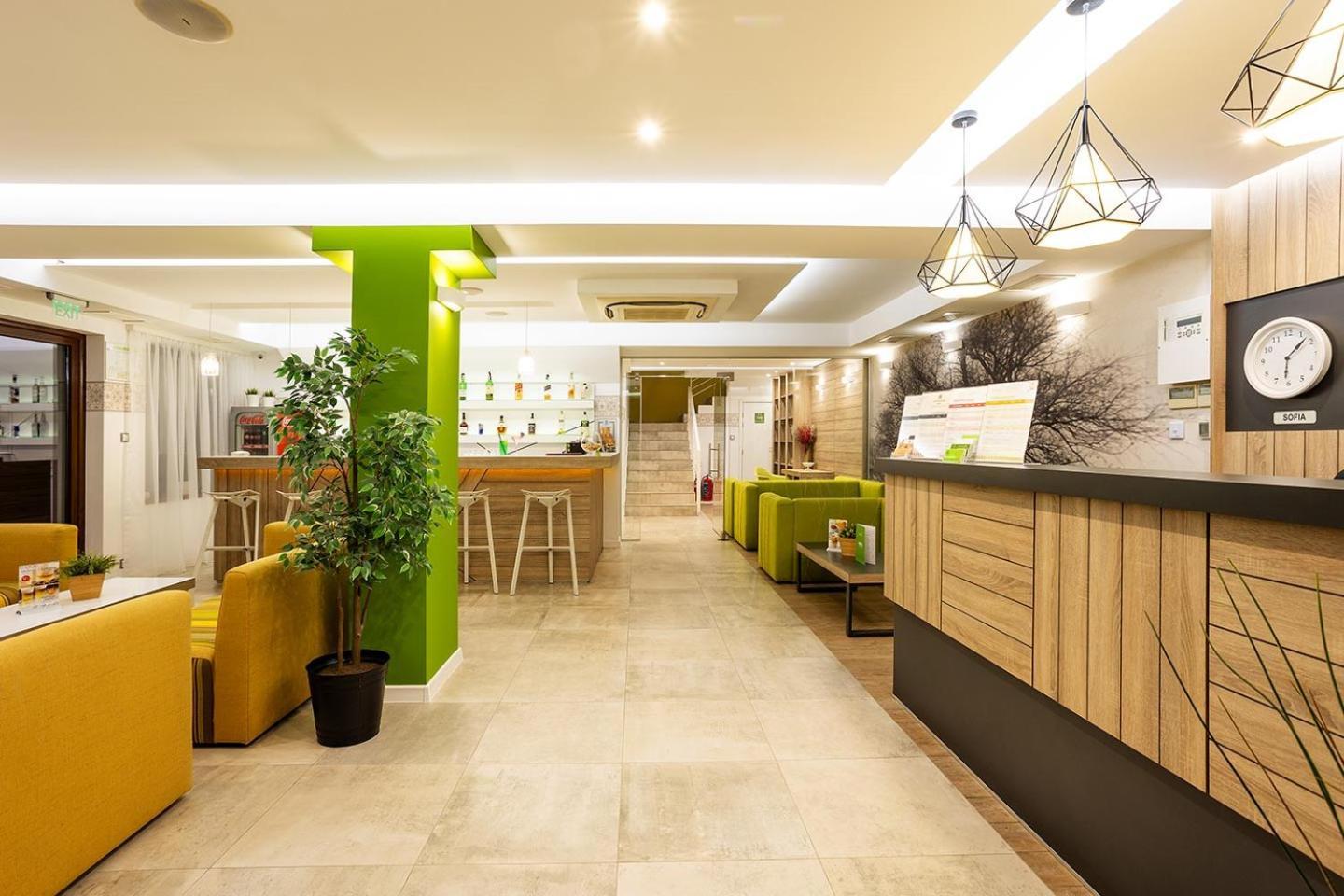 Hotel Compliment Tryavna Exterior foto