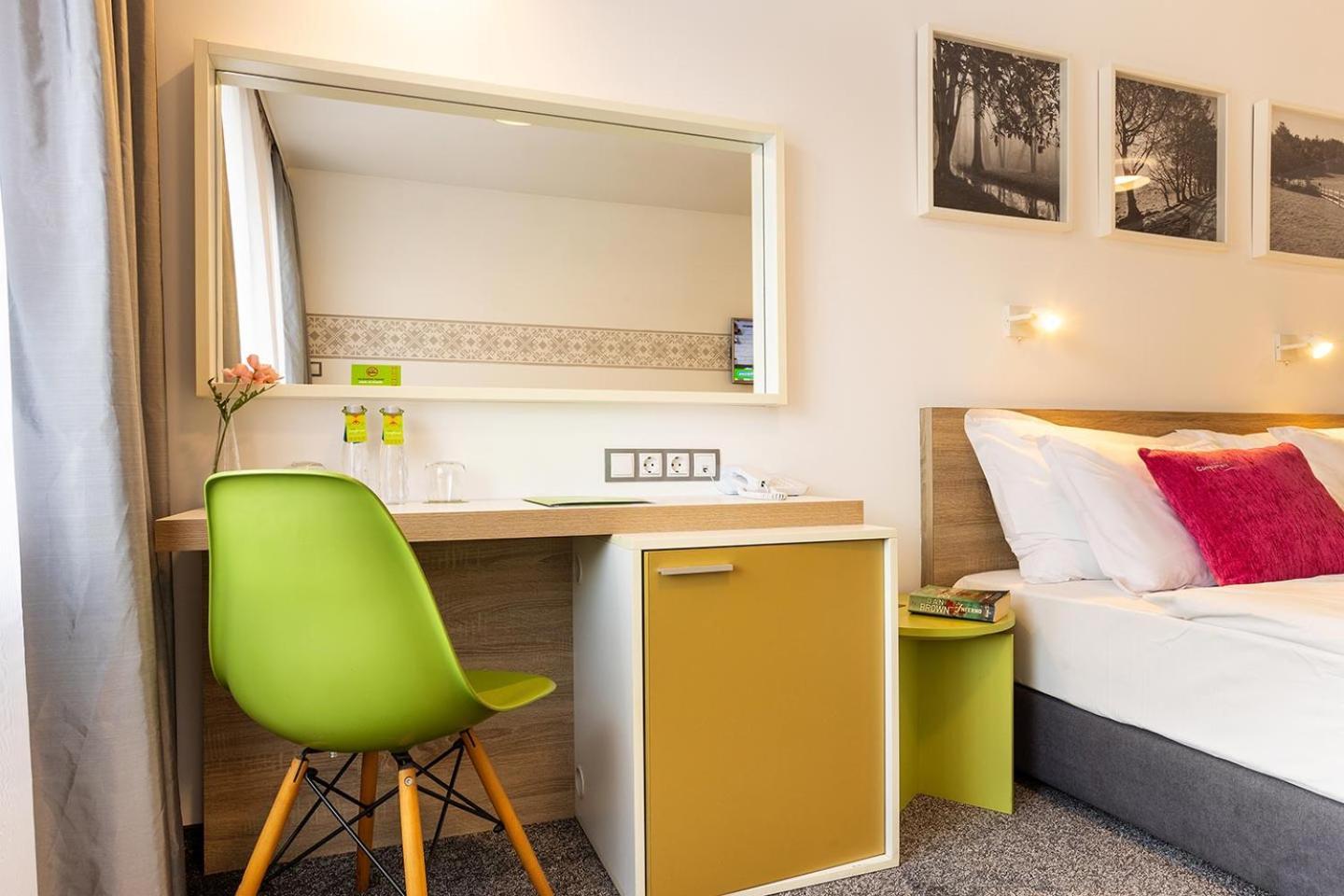Hotel Compliment Tryavna Exterior foto