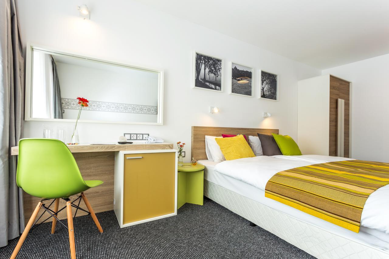 Hotel Compliment Tryavna Exterior foto
