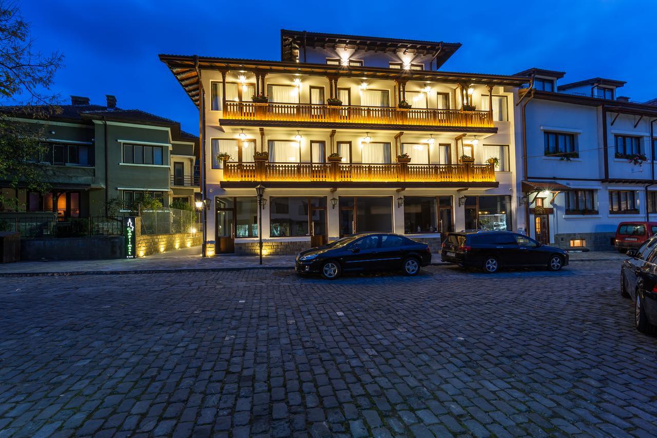 Hotel Compliment Tryavna Exterior foto