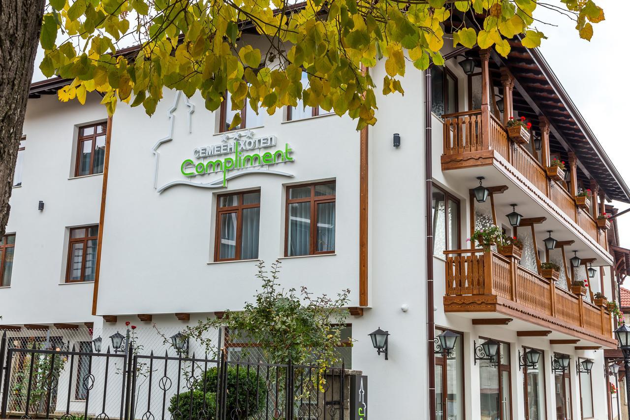 Hotel Compliment Tryavna Exterior foto