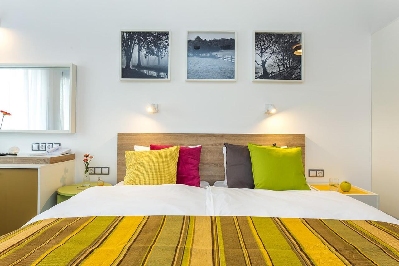 Hotel Compliment Tryavna Exterior foto